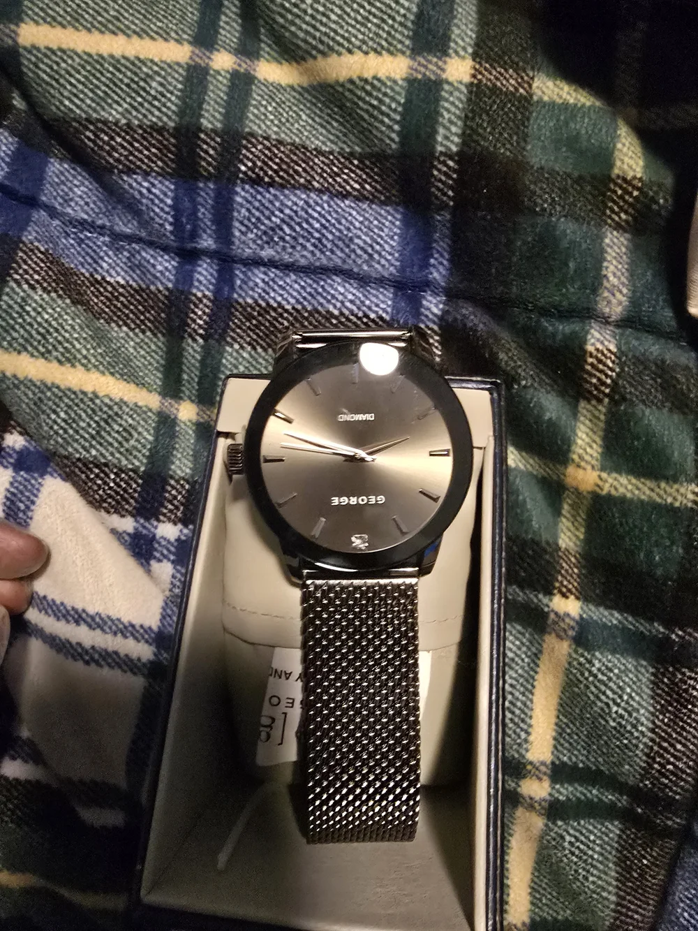 George Men's Silver Mesh Band Watch - Black Gradient Dial